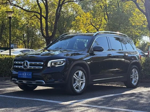 Mercedes-Benz GLB 2022 GLB 220 Dynamic exterior photo 1 Mercedes-Benz GLB 2022 GLB 220 Dynamic exterior photo 1