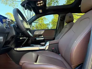 Mercedes-Benz GLB 2022 GLB 220 Dynamic interior photo 10 Mercedes-Benz GLB 2022 GLB 220 Dynamic interior photo 10