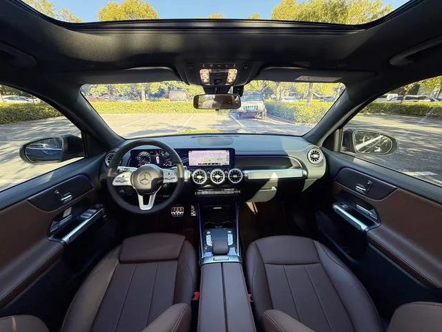 Mercedes-Benz GLB 2022 GLB 220 Dynamic interior photo 12 Mercedes-Benz GLB 2022 GLB 220 Dynamic interior photo 12