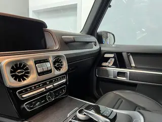 Mercedes-Benz G-Class 2022 G 500 interior photo 10 Mercedes-Benz G-Class 2022 G 500 interior photo 10