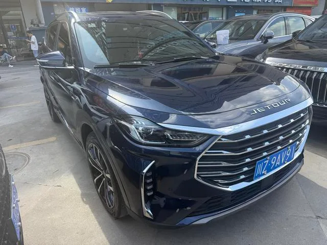 Jetour X70 PLUS 2021 Restyling 1.6T DCT sky 7 seat exterior photo 3 Jetour X70 PLUS 2021 Restyling 1.6T DCT sky 7 seat exterior photo 3