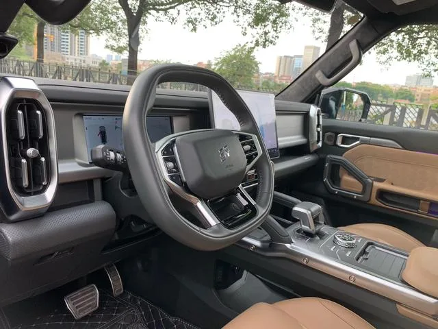 Jetour T2 2023 2.0TD Four-wheel drive Time travel PRO interior photo 20 Jetour T2 2023 2.0TD Four-wheel drive Time travel PRO interior photo 20