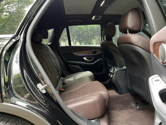 Mercedes-Benz GLC 2022 GLC 260 L 4MATIC Type de luxe intérieur photo 17