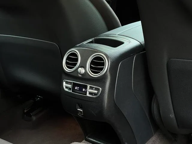 Mercedes-Benz GLC 2022 GLC 260 L 4MATIC Type de luxe intérieur photo 18