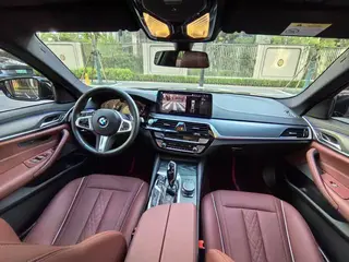 BMW 5 Series 2022 Restyling 530Li Leading Type M Sports suit exterior photo 4 BMW 5 Series 2022 Restyling 530Li Leading Type M Sports suit exterior photo 4