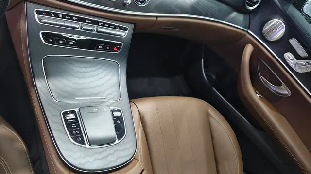 Mercedes-Benz E-Class (Imported) 2023 E 260 Fashion Sports Edition exterior photo 7