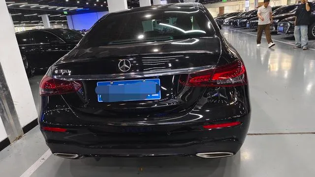 Mercedes-Benz E-Class (Imported) 2023 E 260 Fashion Sports Edition interior photo 16