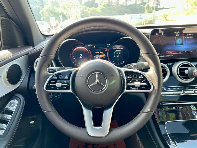 Mercedes-Benz GLC 2022 Three changes GLC 260 L 4MATIC Dynamic exterior photo 6