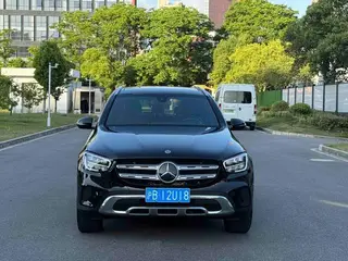 Mercedes-Benz GLC 2020 GLC 260 L 4MATIC Dynamic exterior photo 2 Mercedes-Benz GLC 2020 GLC 260 L 4MATIC Dynamic exterior photo 2