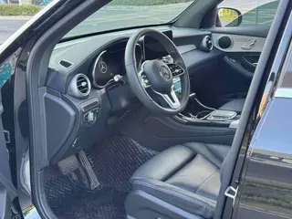 Mercedes-Benz GLC 2020 GLC 260 L 4MATIC Dynamic interior photo 8 Mercedes-Benz GLC 2020 GLC 260 L 4MATIC Dynamic interior photo 8