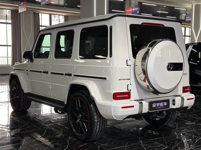 Mercedes-Benz Mercedes-AMG G-Class 2023 AMG G 63 interior photo 13