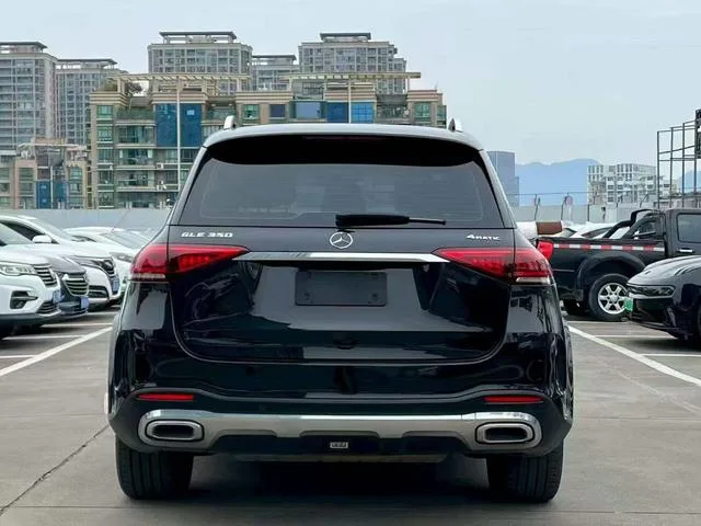 Mercedes-Benz GLE (Imported) 2022 GLE 350 4MATIC Style tendance intérieur photo 8