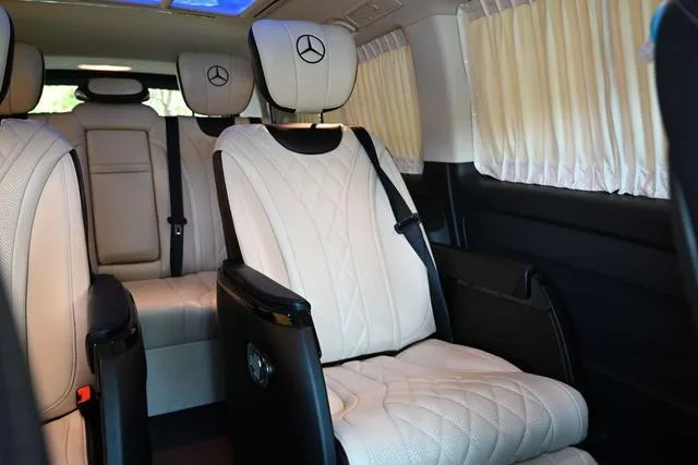 Mercedes-Benz Vito 2021 2.0T Elite Edition 7 seat interior photo 14