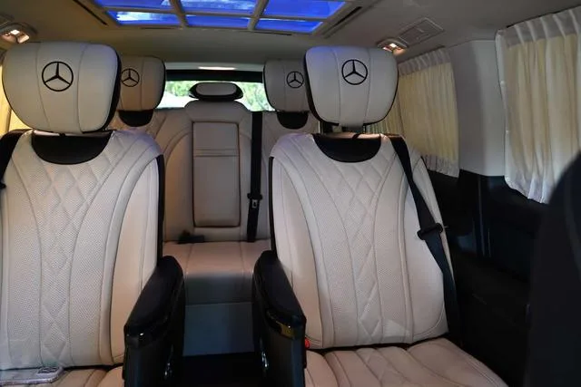 Mercedes-Benz Vito 2021 2.0T Elite Edition 7 seat interior photo 15