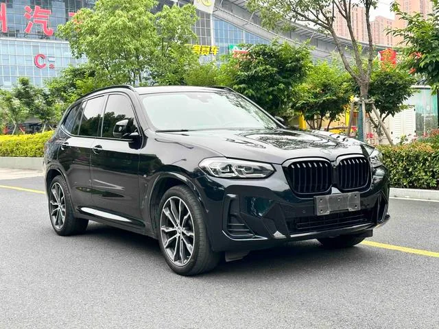 BMW X3 2022 xDrive30i Líder M Traje de noche Yao exterior foto 2 BMW X3 2022 xDrive30i Líder M Traje de noche Yao exterior foto 2