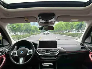 BMW X3 2022 xDrive30i Líder M Traje de noche Yao exterior foto 4 BMW X3 2022 xDrive30i Líder M Traje de noche Yao exterior foto 4