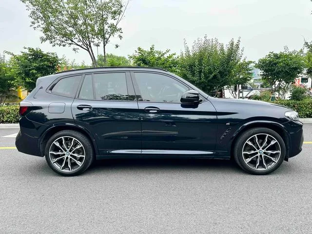BMW X3 2022 xDrive30i Líder M Traje de noche Yao interior foto 6 BMW X3 2022 xDrive30i Líder M Traje de noche Yao interior foto 6