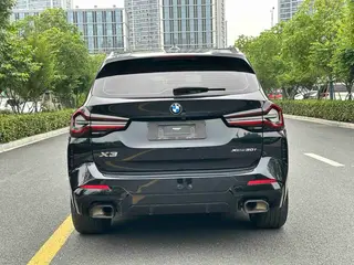 BMW X3 2022 xDrive30i Líder M Traje de noche Yao interior foto 8 BMW X3 2022 xDrive30i Líder M Traje de noche Yao interior foto 8