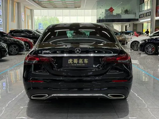 Mercedes-Benz E-Class 2022 Restyling E 300 L Luxury type sports car exterior photo 5 Mercedes-Benz E-Class 2022 Restyling E 300 L Luxury type sports car exterior photo 5