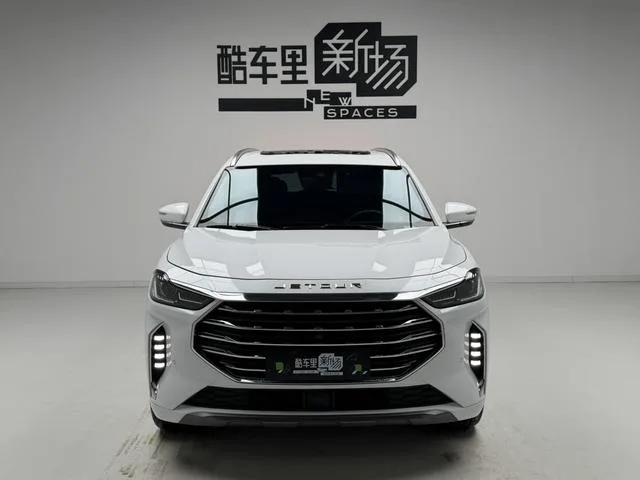 Jetour X70 PLUS 2021 Zhuge 1.6T DCT Wuhou 5 seat exterior photo 2 Jetour X70 PLUS 2021 Zhuge 1.6T DCT Wuhou 5 seat exterior photo 2