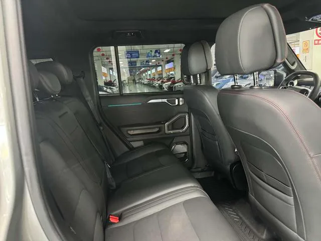 Jetour T2 2023 2.0TD Four-wheel drive Time travel PRO interior photo 9 Jetour T2 2023 2.0TD Four-wheel drive Time travel PRO interior photo 9