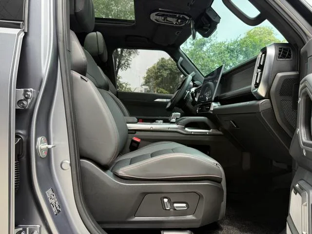 Jetour T2 2023 2.0TD Four-wheel drive Conquer PRO interior photo 19 Jetour T2 2023 2.0TD Four-wheel drive Conquer PRO interior photo 19
