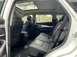 Jetour X70 2022 1.5T DCT Yue Hline Edition 5 seat interior photo 6 Jetour X70 2022 1.5T DCT Yue Hline Edition 5 seat interior photo 6
