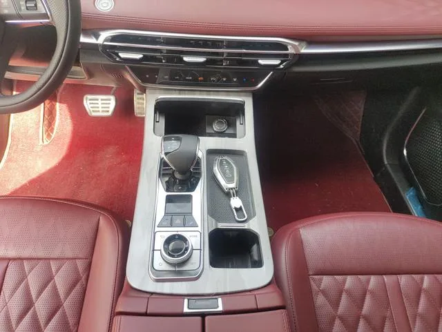 Jetour X70 PLUS 2023 1.5T DCT Brave person PLUS 5 seat interior photo 13 Jetour X70 PLUS 2023 1.5T DCT Brave person PLUS 5 seat interior photo 13