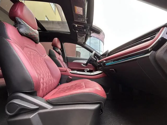 Jetour X70 PLUS 2023 1.5T DCT Brave person PLUS 5 seat exterior photo 10 Jetour X70 PLUS 2023 1.5T DCT Brave person PLUS 5 seat exterior photo 10