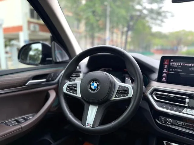 BMW X3 2022 xDrive30i Leading Type M Obsidian Night Suit exterior photo 6 BMW X3 2022 xDrive30i Leading Type M Obsidian Night Suit exterior photo 6