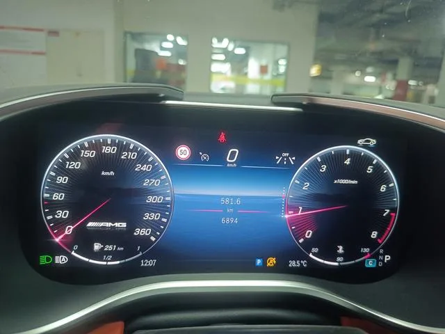 Mercedes-Benz Mercedes-AMG SL-Class 2024 AMG SL 63 4MATIC exterior photo 3 Mercedes-Benz Mercedes-AMG SL-Class 2024 AMG SL 63 4MATIC exterior photo 3