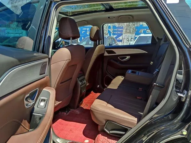 Jetour X90 PLUS 2023 Restyling 1.6TD DCT Villa interior photo 11 Jetour X90 PLUS 2023 Restyling 1.6TD DCT Villa interior photo 11