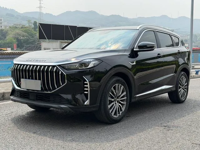 Jetour X70 PLUS 2023 1.5T DCT Brave person PLUS 5 seat exterior photo 1 Jetour X70 PLUS 2023 1.5T DCT Brave person PLUS 5 seat exterior photo 1