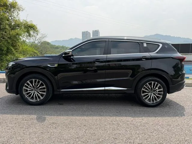 Jetour X70 PLUS 2023 1.5T DCT Brave person PLUS 5 seat exterior photo 5 Jetour X70 PLUS 2023 1.5T DCT Brave person PLUS 5 seat exterior photo 5