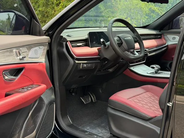 Jetour X70 PLUS 2023 1.5T DCT Brave person PLUS 5 seat exterior photo 7 Jetour X70 PLUS 2023 1.5T DCT Brave person PLUS 5 seat exterior photo 7