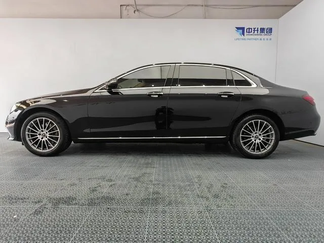Mercedes-Benz E-Class 2023 E 260 L Coche exterior foto 7 Mercedes-Benz E-Class 2023 E 260 L Coche exterior foto 7