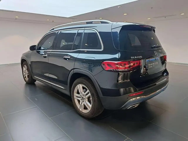 Mercedes-Benz GLB 2023 GLB 220 Dynamic exterior photo 6 Mercedes-Benz GLB 2023 GLB 220 Dynamic exterior photo 6