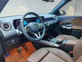 Mercedes-Benz GLB 2023 GLB 220 Dynamic interior photo 13 Mercedes-Benz GLB 2023 GLB 220 Dynamic interior photo 13