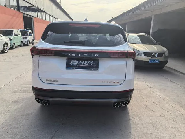 Jetour X70 PLUS 2021 Restyling 1.5T DCT mountain Pro 5 seat interior photo 8