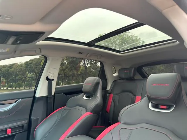 Jetour Dasheng 2024 1.5T DCT Star Brilliance PRO interior photo 17 Jetour Dasheng 2024 1.5T DCT Star Brilliance PRO interior photo 17