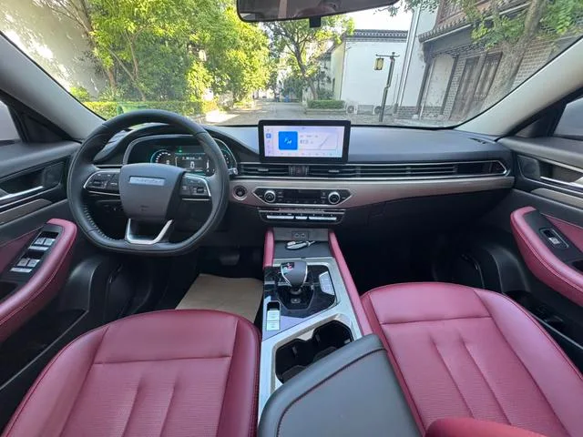Jetour X70 2024 1.5T DCT Enjoyment Edition 5 seat interior photo 11 Jetour X70 2024 1.5T DCT Enjoyment Edition 5 seat interior photo 11