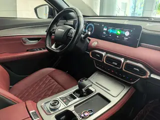 Jetour X70 PLUS 2024 Champion Edition 1.5T DCT Champion MAX 5 seat interior photo 18 Jetour X70 PLUS 2024 Champion Edition 1.5T DCT Champion MAX 5 seat interior photo 18