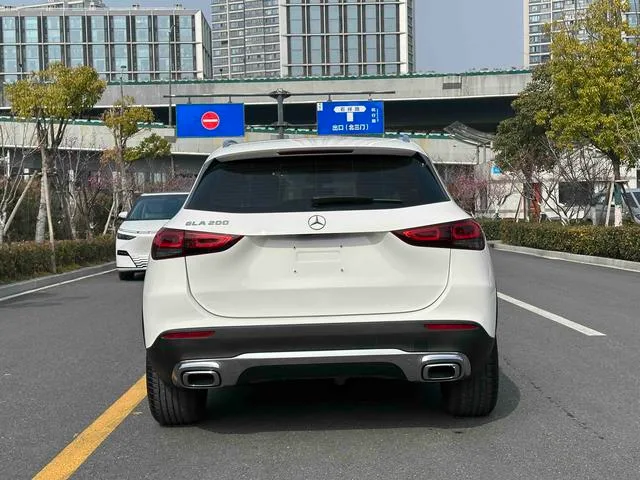 Mercedes-Benz GLA 2022 Reforma GLA 200 interior foto 8