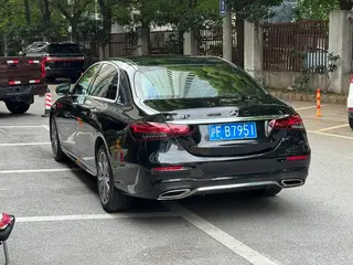 Mercedes-Benz E-Class 2021 E 300 L Style tendance Voiture de sport extérieur photo 3