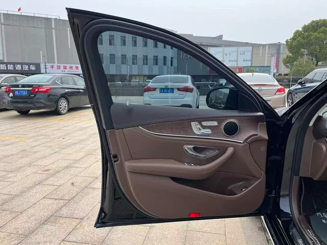 Mercedes-Benz E-Class 2021 E 300 L Fashionable Passenger car exterior photo 10