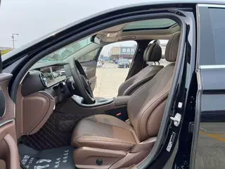Mercedes-Benz E-Class 2021 E 300 L Fashionable Passenger car interior photo 12