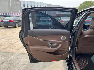 Mercedes-Benz E-Class 2021 E 300 L Fashionable Passenger car interior photo 14