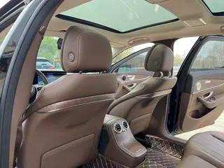 Mercedes-Benz E-Class 2021 E 300 L Fashionable Passenger car interior photo 15