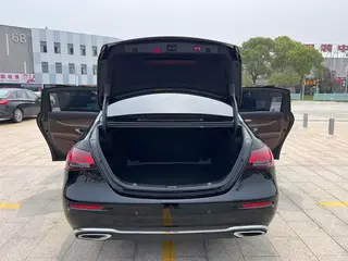 Mercedes-Benz E-Class 2021 E 300 L Fashionable Passenger car interior photo 18