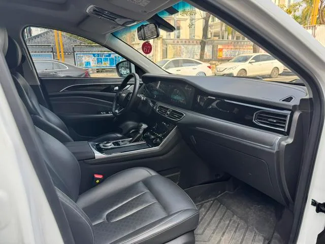 Jetour X90 2021 1.6T DCT Versión Shadow Zun 6 Asiento interior foto 12 Jetour X90 2021 1.6T DCT Versión Shadow Zun 6 Asiento interior foto 12